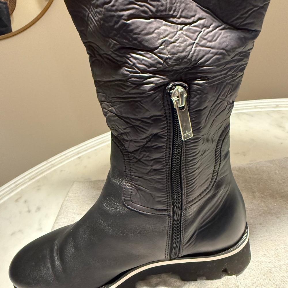 Aquatalia Marlo Water Resistant
Knee High Boot In Black size 9 Women’s - Picture 6 of 9
